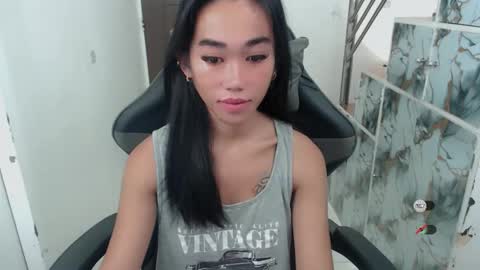 Snapshot of ami_lewis chatting on February 10, 12:15 am JOANNA online show from February 10, 12:15 am