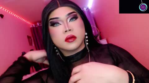 Queen Mireska online show from November 3, 6:09 pm