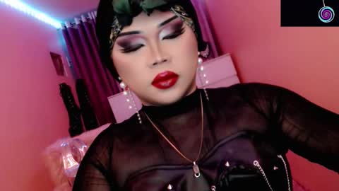 Queen Mireska online show from February 7, 5:38 pm