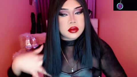 Queen Mireska online show from February 8, 5:38 pm