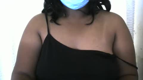 amichouu online show from December 15, 6:50 am