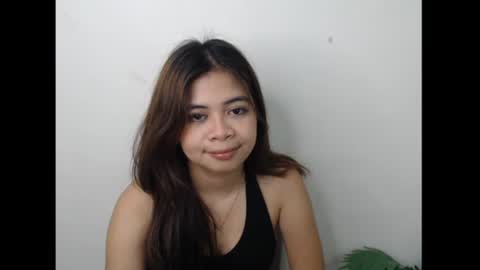 Amie and Kim online show from July 13, 5:38 pm