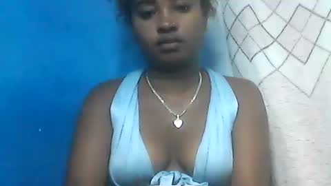 amielle_01 online show from May 7, 12:38 am