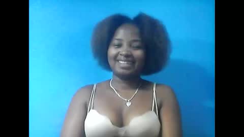 amielle_01 online show from May 18, 9:31 pm