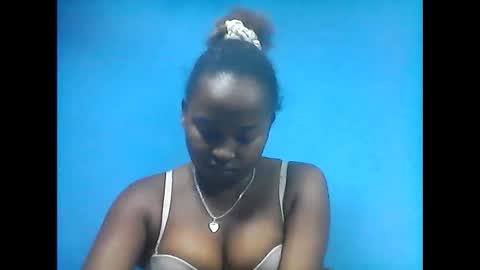 amielle_01 online show from May 22, 9:09 pm