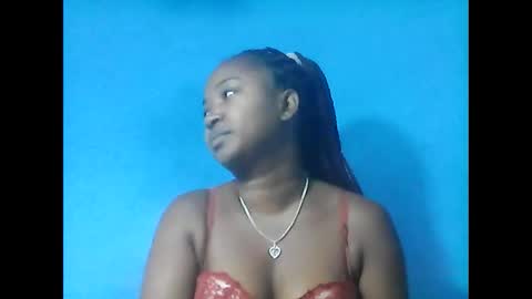 amielle_01 online show from May 28, 2:42 am