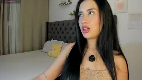 Snapshot of amiirra_ chatting on July 10, 3:00 am Amira sweet online show from July 10, 3:00 am