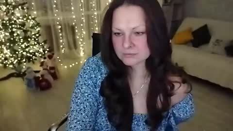 Mila online show from January 9, 11:39 pm