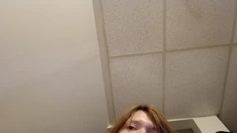 Snapshot of amileamariestar chatting on December 14, 11:34 pm amileamariestar online show from December 14, 11:34 pm