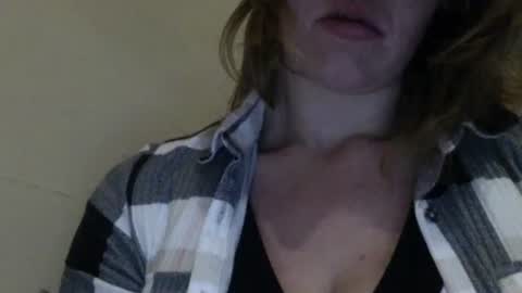 Snapshot of amileamariestar chatting on December 24, 7:55 pm amileamariestar online show from December 24, 7:55 pm