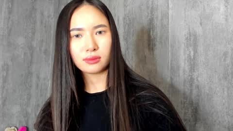 Amina online show from December 19, 7:07 pm