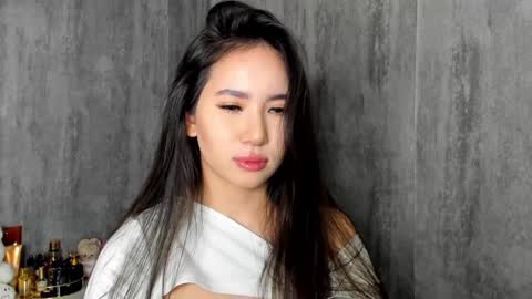 Amina online show from February 1, 3:07 pm