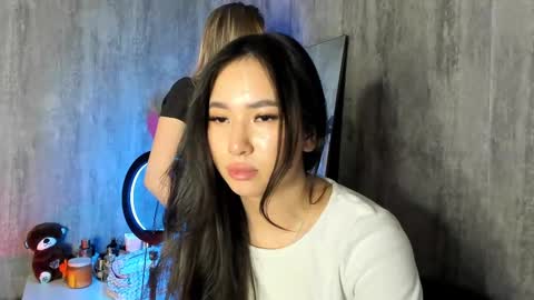 Amina online show from February 21, 7:21 pm