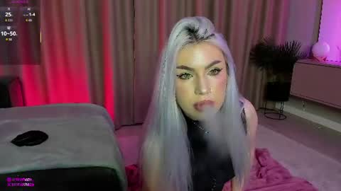 Snapshot of amina_haze chatting on June 12, 9:03 pm amina_haze online show from June 12, 9:03 pm