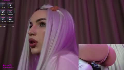 Snapshot of amina_haze chatting on June 24, 9:03 pm amina_haze online show from June 24, 9:03 pm