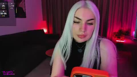 Snapshot of amina_haze chatting on July 23, 9:46 pm amina_haze online show from July 23, 9:46 pm