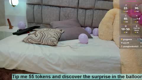 Amina online show from November 2, 11:01 am