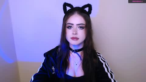 Snapshot of aminarose77 chatting on May 30, 10:18 pm Amina online show from May 30, 10:18 pm