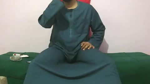 Amir online show from December 15, 7:51 pm