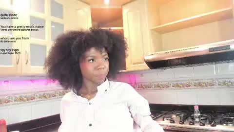 Snapshot of amirajones chatting on June 12, 9:08 am amirajones online show from June 12, 9:08 am