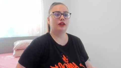 Amira Vyxen online show from July 9, 8:07 am