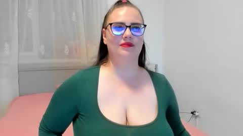 Amira Vyxen online show from July 31, 8:41 pm