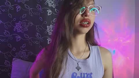 Snapshot of ammeliejoy chatting on March 3, 12:28 am Ammelie online show from March 3, 12:28 am