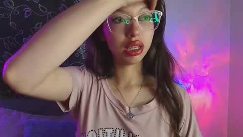 Snapshot of ammeliejoy chatting on March 9, 11:31 pm Ammelie online show from March 9, 11:31 pm