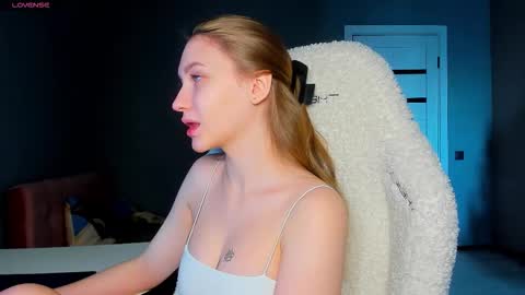 Snapshot of ammi_bliss chatting on November 29, 4:26 am Ammi online show from November 29, 4:26 am