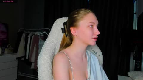 Snapshot of ammi_bliss chatting on February 11, 5:23 am Ammi online show from February 11, 5:23 am