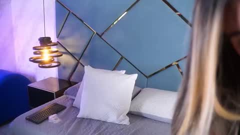 ammy durand online show from February 12, 7:09 pm