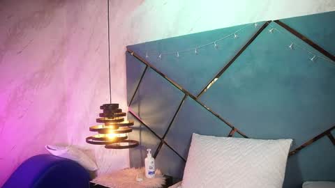 Snapshot of ammy_durand chatting on May 30, 7:00 pm ammy durand online show from May 30, 7:00 pm