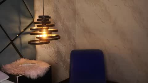 Snapshot of ammy_durand chatting on June 25, 7:18 pm ammy durand online show from June 25, 7:18 pm