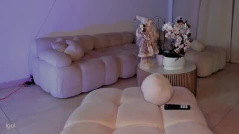 Ammy  online show from December 8, 12:51 am