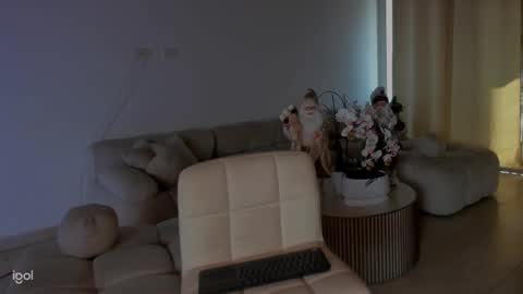 Ammy  online show from December 8, 8:25 pm