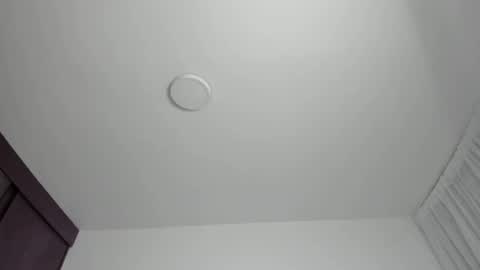 Snapshot of ammy_rodriguez_ chatting on November 1, 7:10 am Ammy online show from November 1, 7:10 am