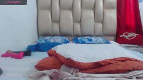 Snapshot of ammyloovee chatting on June 7, 10:13 pm Ammy online show from June 7, 10:13 pm