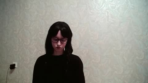 Amomira online show from March 1, 1:13 pm