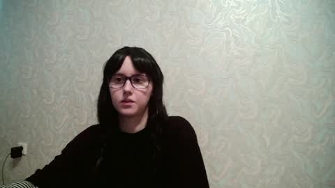 Amomira honeyx online show from June 12, 2:10 am
