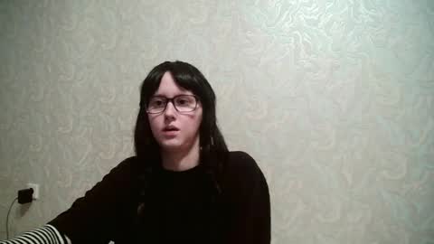 Amomira honeyx online show from June 16, 10:51 am
