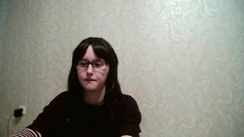 Amomira honeyx online show from July 3, 7:26 am