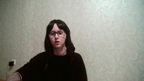 Amomira honeyx online show from August 1, 5:34 pm