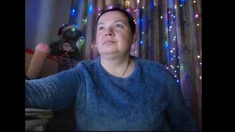 amorelara online show from December 2, 7:14 am