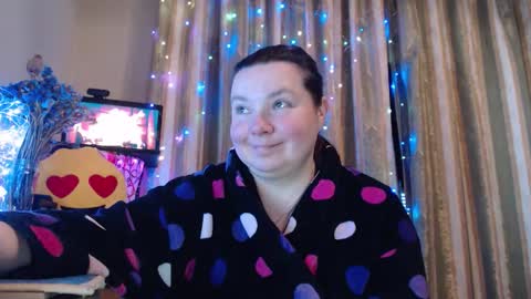 Snapshot of amorelara chatting on February 12, 5:57 am amorelara online show from February 12, 5:57 am