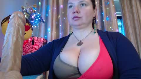 Snapshot of amorelara chatting on March 8, 7:45 am amorelara online show from March 8, 7:45 am