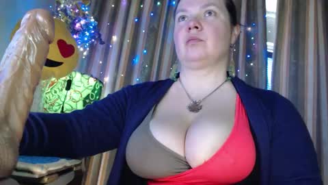 Snapshot of amorelara chatting on March 9, 6:50 am amorelara online show from March 9, 6:50 am