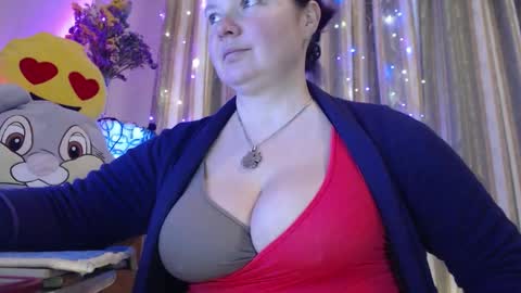 amorelara online show from March 24, 7:46 am