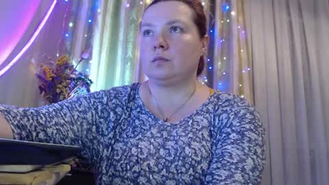 Snapshot of amorelara chatting on June 5, 12:22 pm amorelara online show from June 5, 12:22 pm