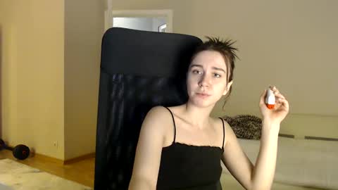 miss unforgettable online show from December 31, 3:20 pm