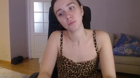 miss unforgettable online show from February 18, 4:16 pm